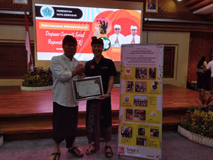 Astra Motor Bali Terima Penghargaan CSR 2023 dari Walikota Denpasar