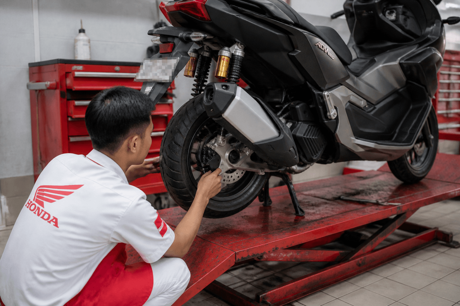 Tips Memilih Ukuran Ban Upsize yang Aman Untuk Honda ADV 160