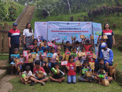 Bagikan 540 Sikat Gigi Anak, Astra Motor Berkolaborasi dengan Penerima Satu Indonesia Awards Bidang Kesehatan