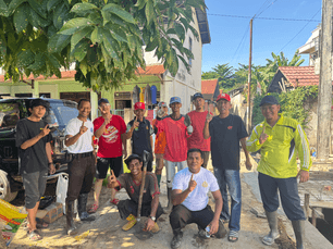 Astra Motor Sumatera Selatan Gelar Aksi Gotong Royong Peduli Lingkungan Bersama Warga