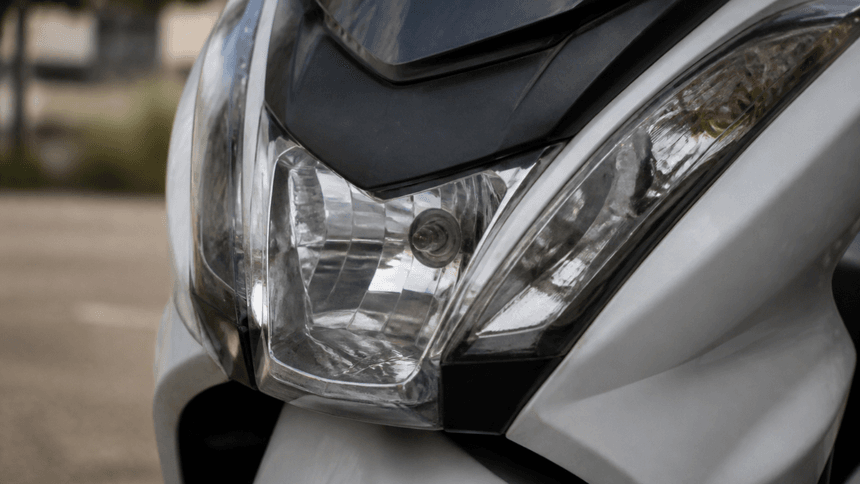 Lampu Depan Motor Matic Sering Putus, Apakah Penyebabnya? Lampu Depan Motor Matic Sering Putus, Apakah Penyebabnya?