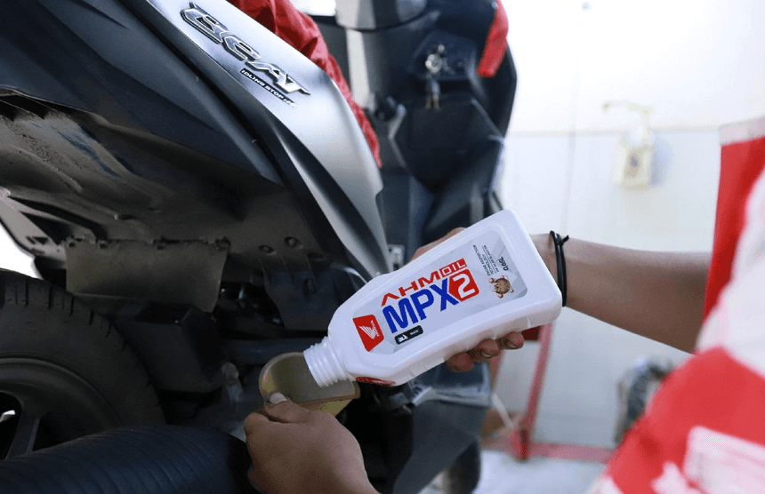 Ganti Oli Motor Berapa KM? Ini Jawabannya Ganti Oli Motor Berapa KM? Ini Jawabannya