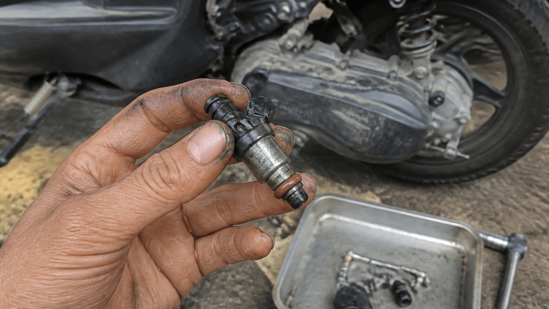 Penyebab Injektor Motor Matic Alami Mampet