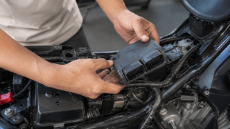 Fungsi ECU pada Motor Injeksi dan Bedanya dengan Sistem Karburator