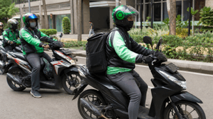 Rekomendasi Motor Honda Terbaik untuk Usaha Kurir & Ojek Online